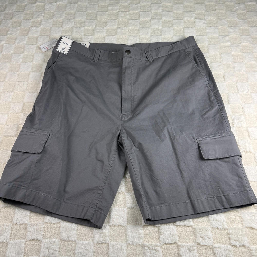 ROWM Tall Men's Gray Cargo Shorts Stretch Fabric Size 42‎ NWT